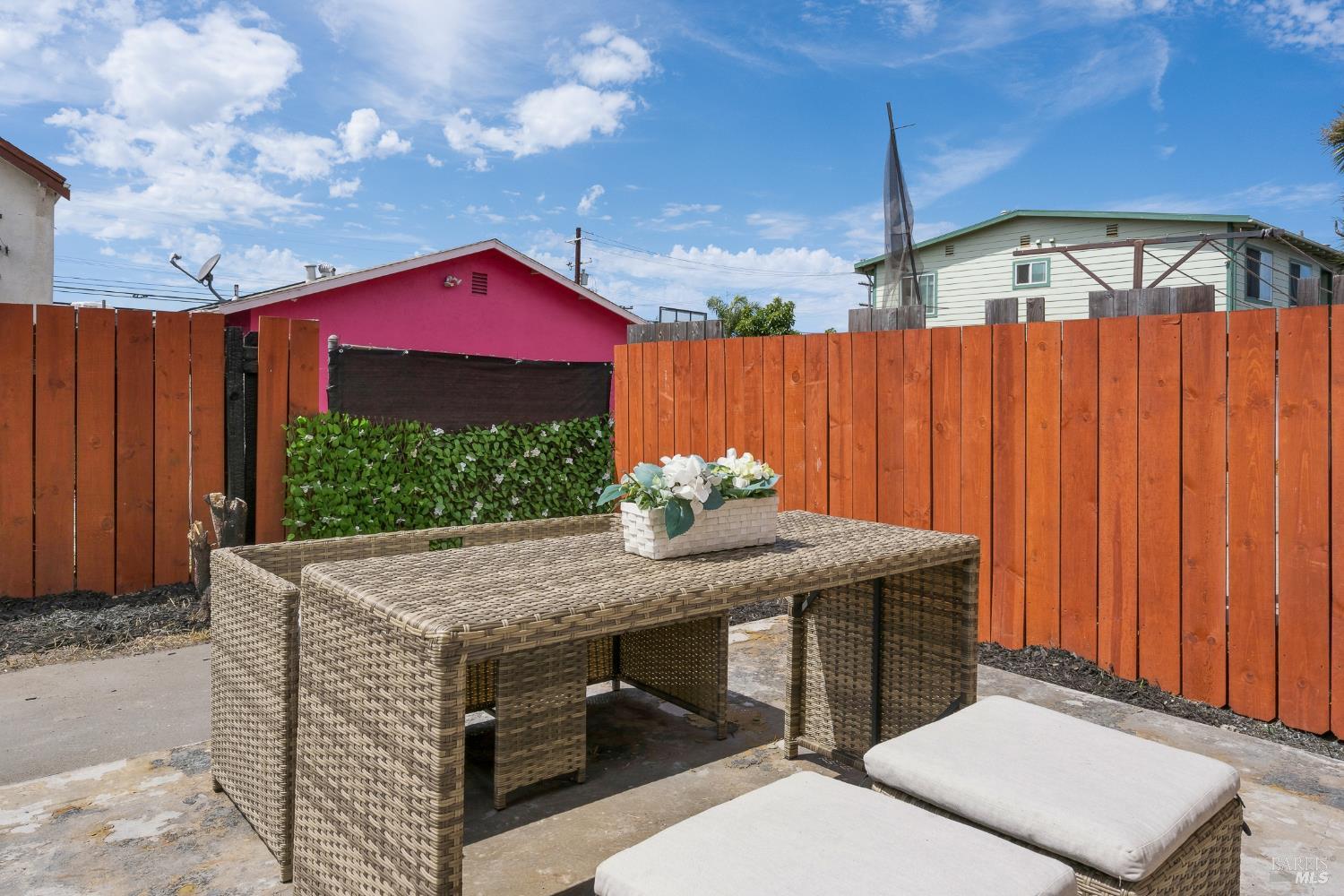 687 9th Street Richmond CA 94801