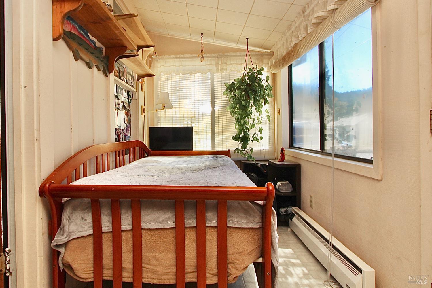 19119 F Street Monte Rio CA 95462