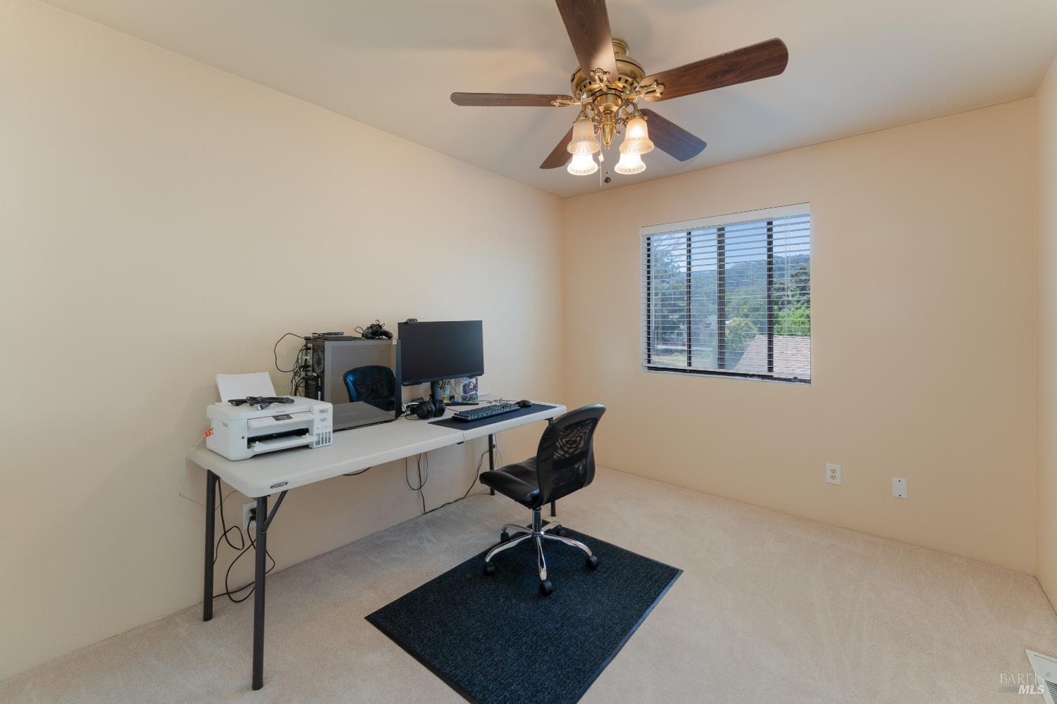 313 Cooper Lane Ukiah CA 95482