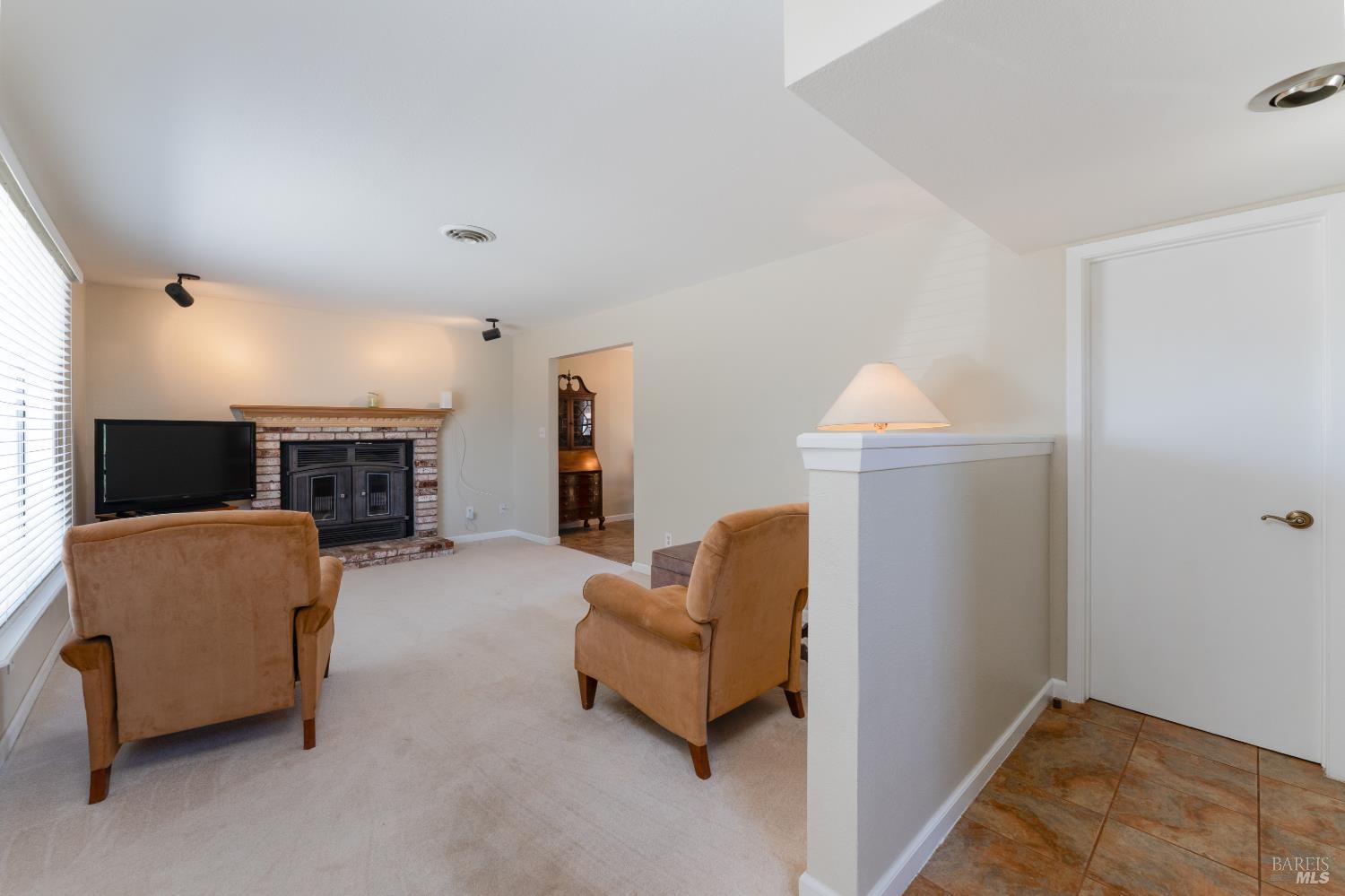 313 Cooper Lane Ukiah CA 95482