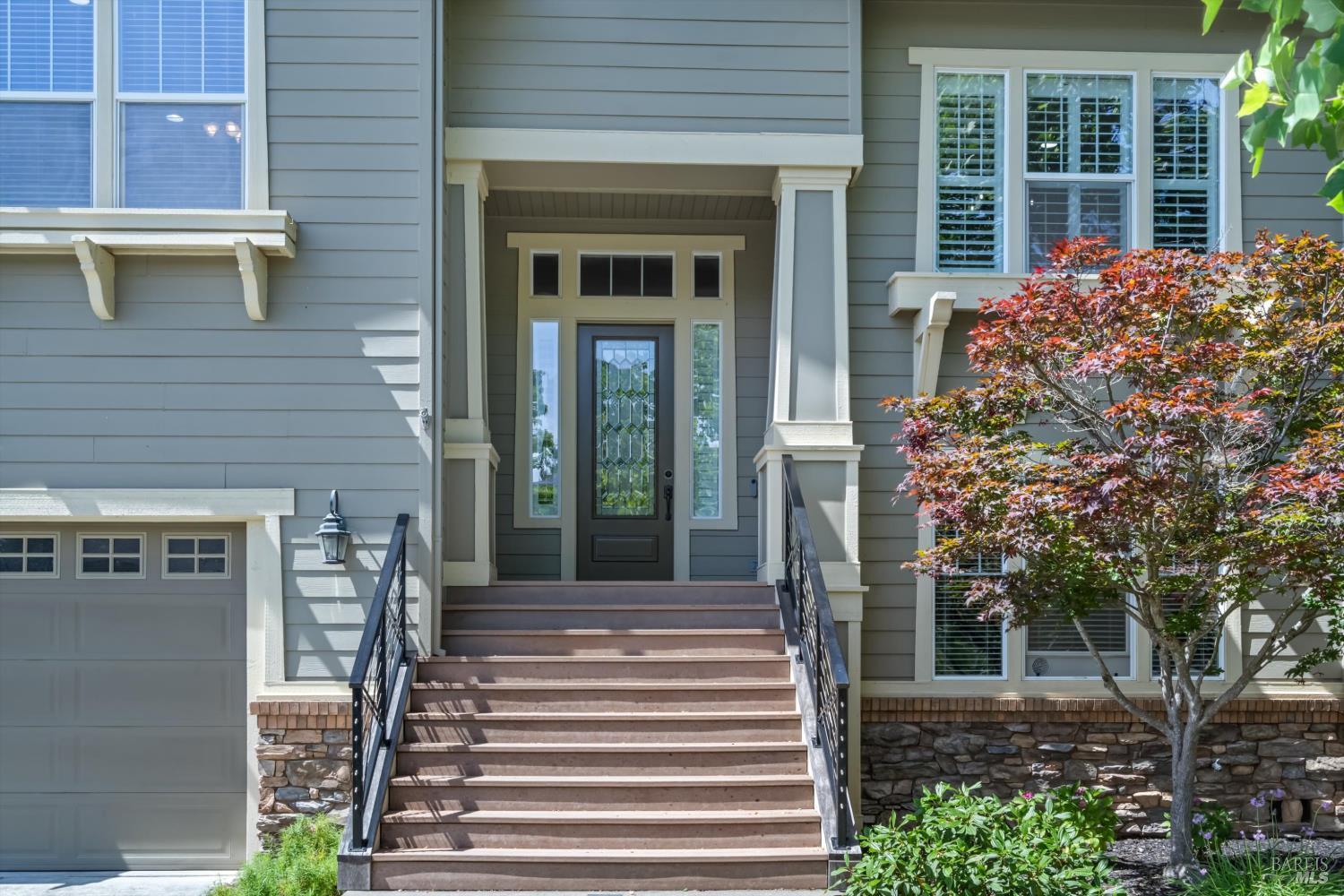 549 Port Circle Cloverdale CA 95425