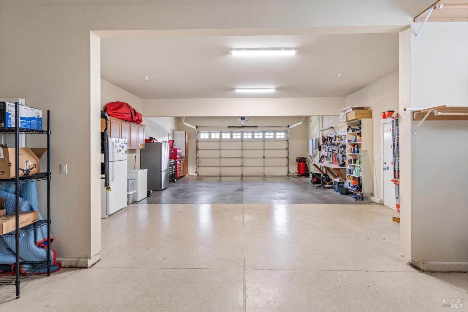 549 Port Circle Cloverdale CA 95425