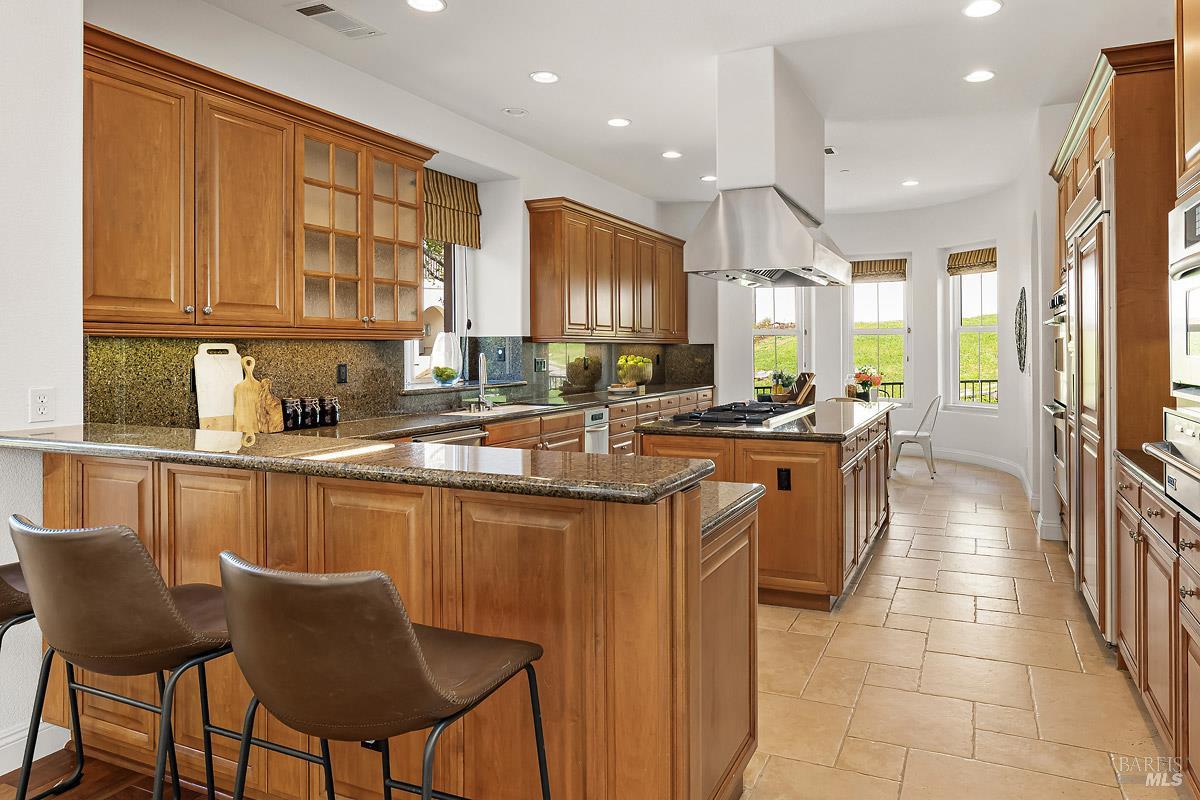 128 Stonetree Lane Novato CA 94945
