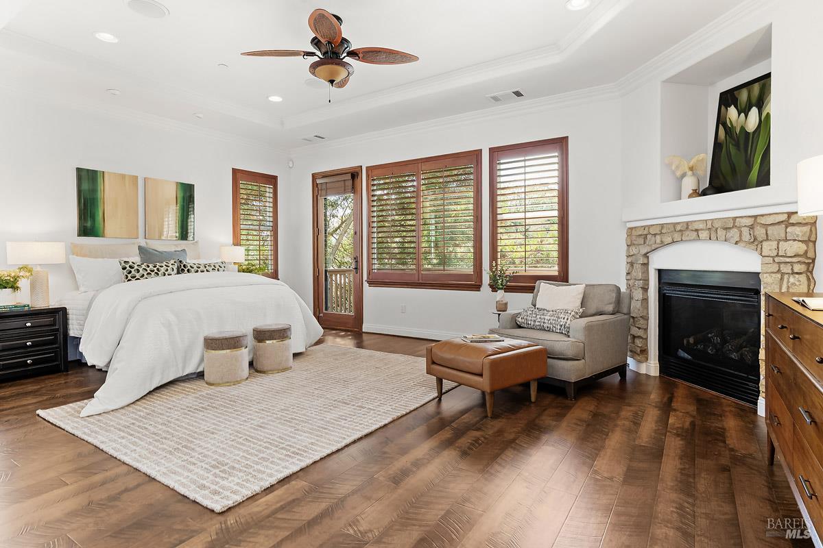 128 Stonetree Lane Novato CA 94945