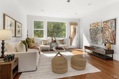 128 Stonetree Lane Novato CA 94945