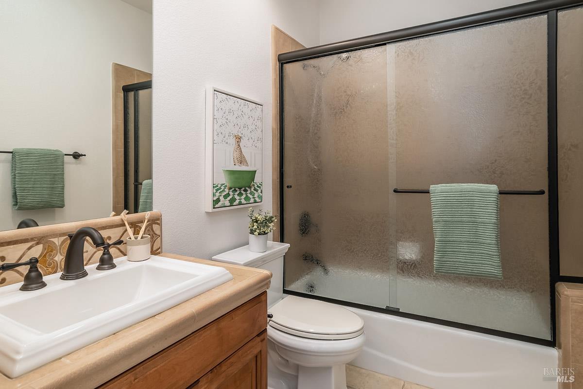 128 Stonetree Lane Novato CA 94945