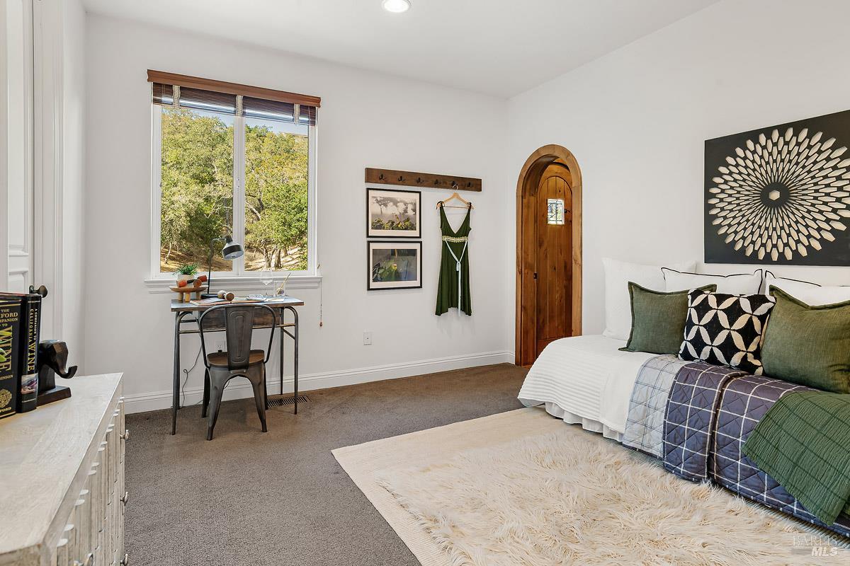 128 Stonetree Lane Novato CA 94945