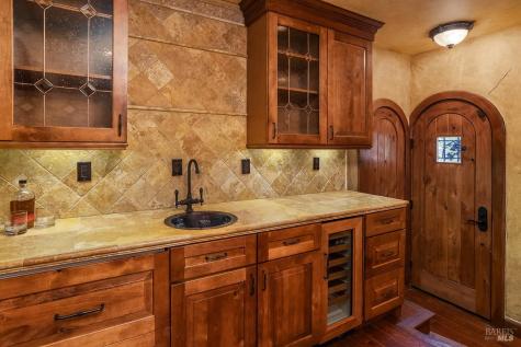 128 Stonetree Lane Novato CA 94945