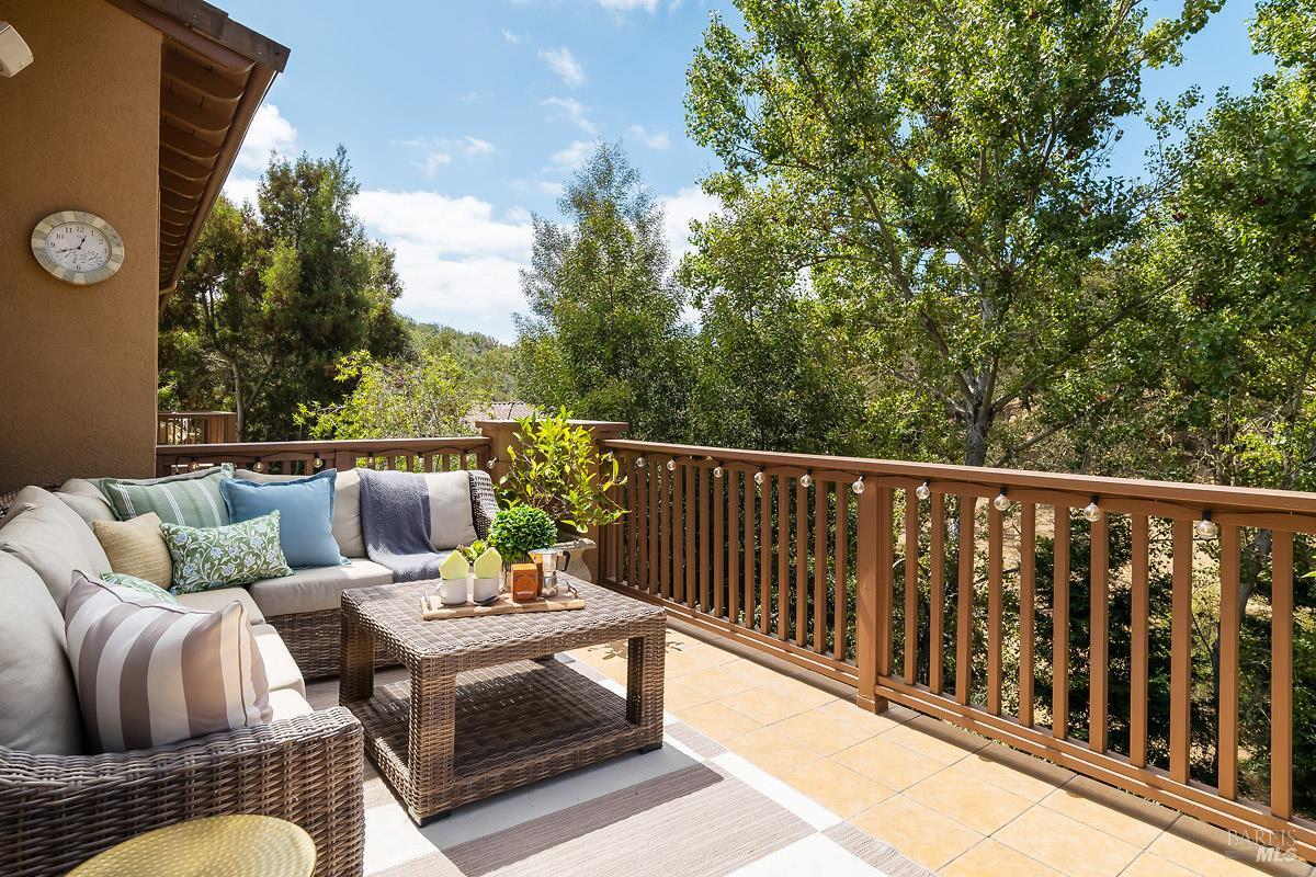 128 Stonetree Lane Novato CA 94945