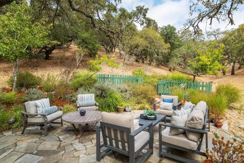 128 Stonetree Lane Novato CA 94945