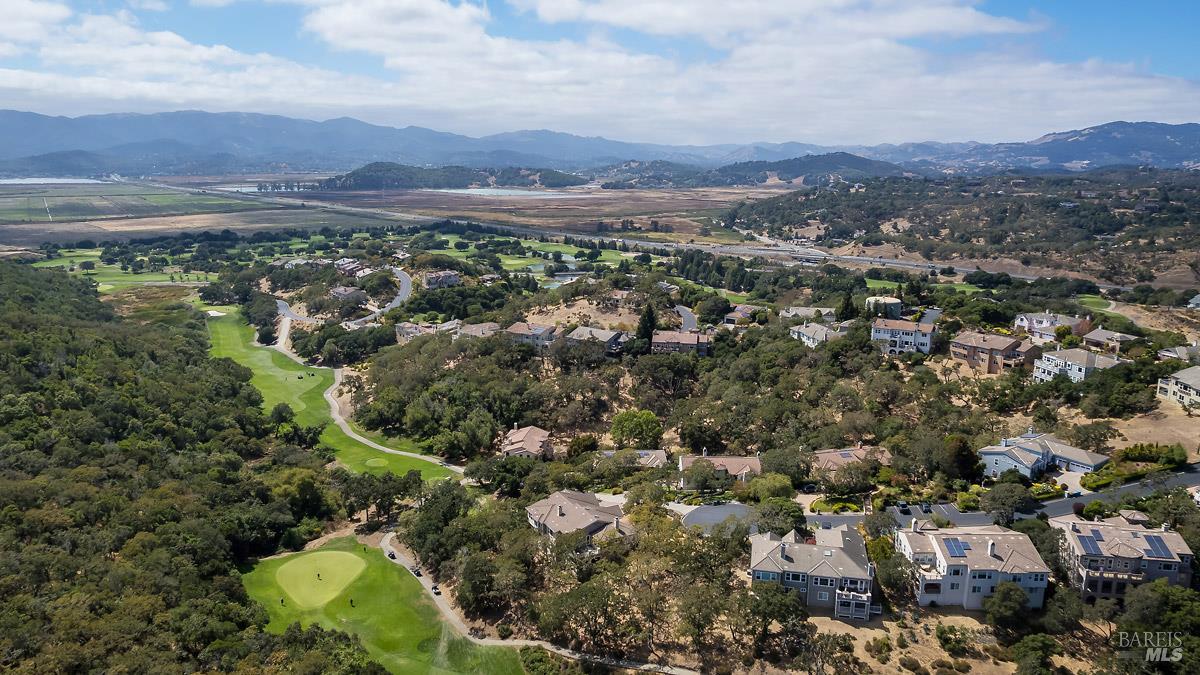 128 Stonetree Lane Novato CA 94945