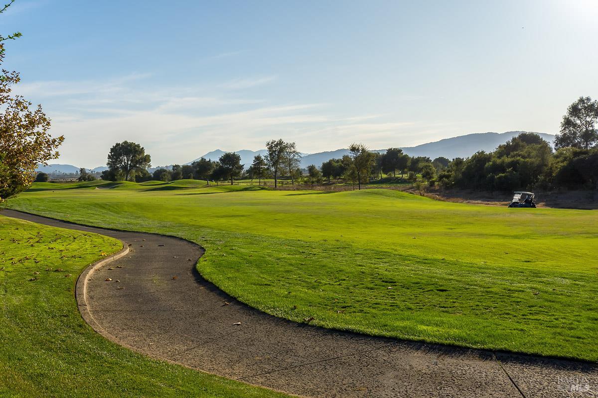 128 Stonetree Lane Novato CA 94945