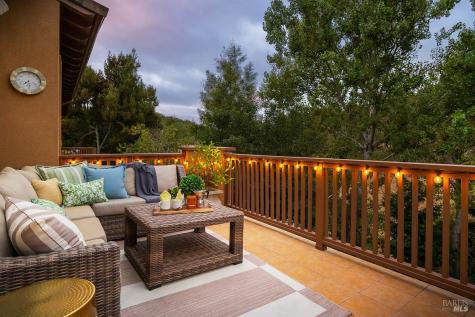 128 Stonetree Lane Novato CA 94945