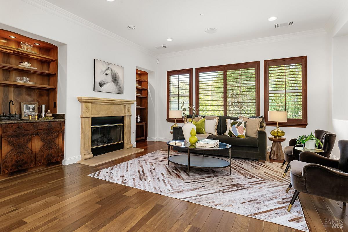 128 Stonetree Lane Novato CA 94945