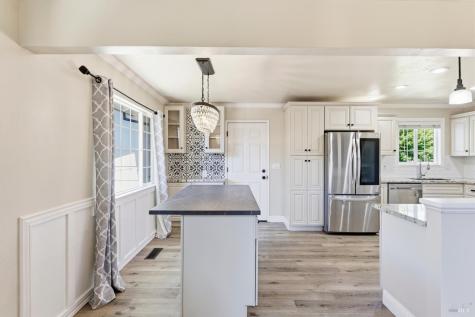 440 Eastwood Drive Petaluma CA 94954