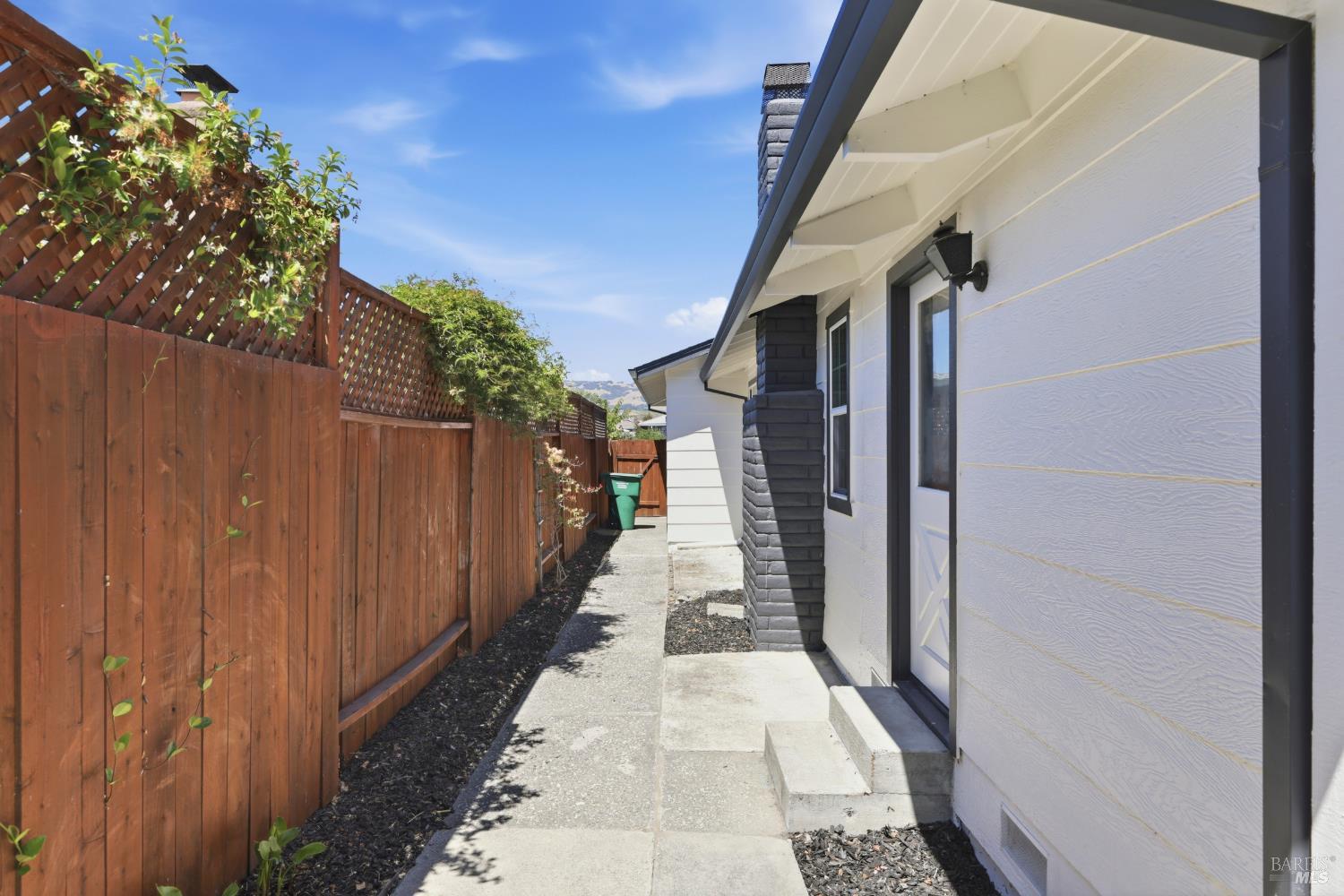 440 Eastwood Drive Petaluma CA 94954
