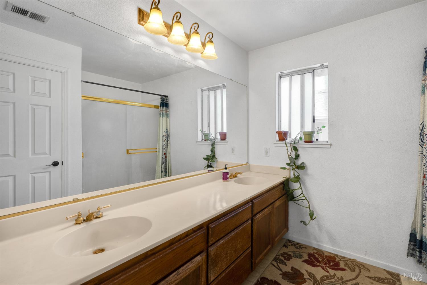 104 Macklin Drive Cotati CA 94931