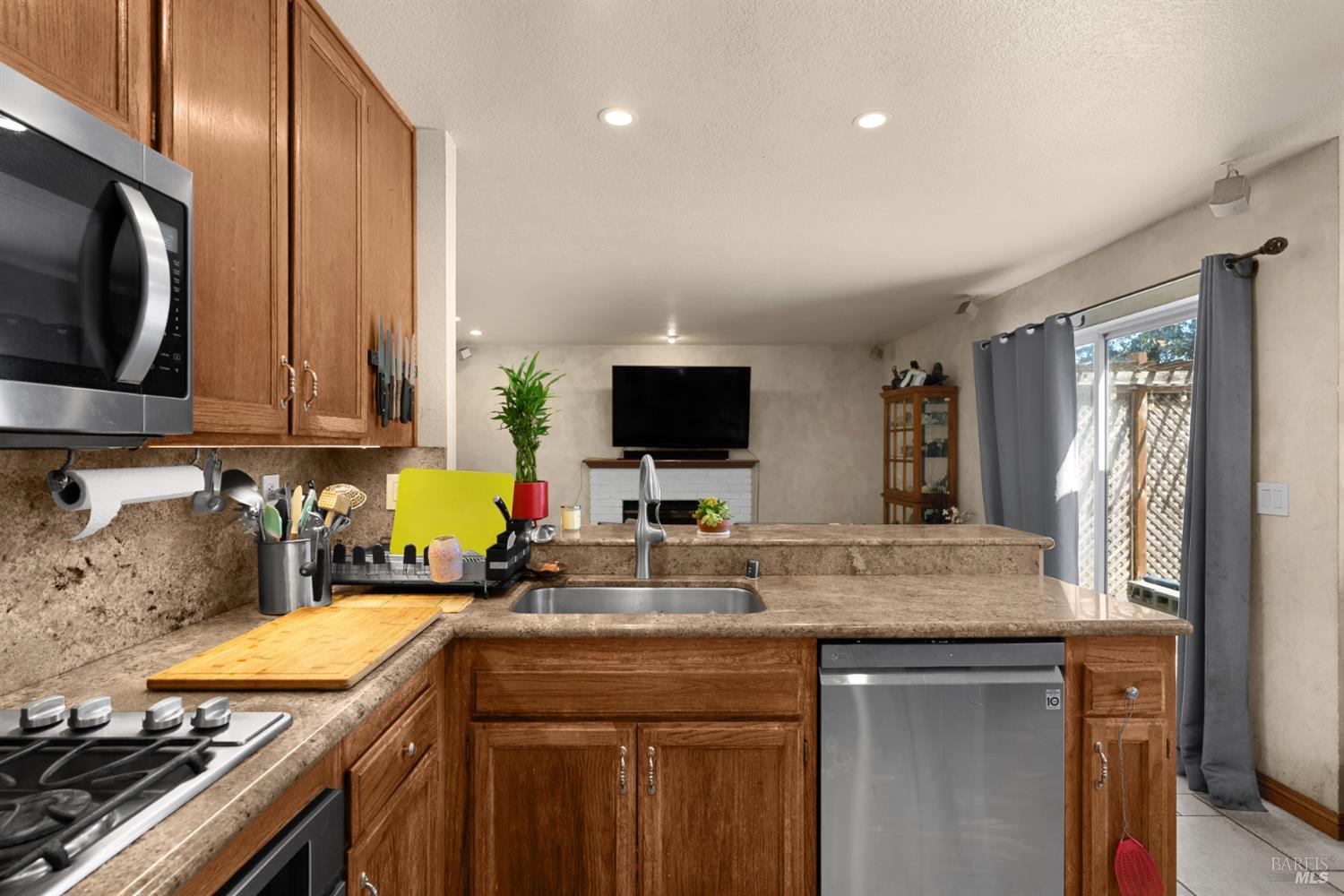 104 Macklin Drive Cotati CA 94931