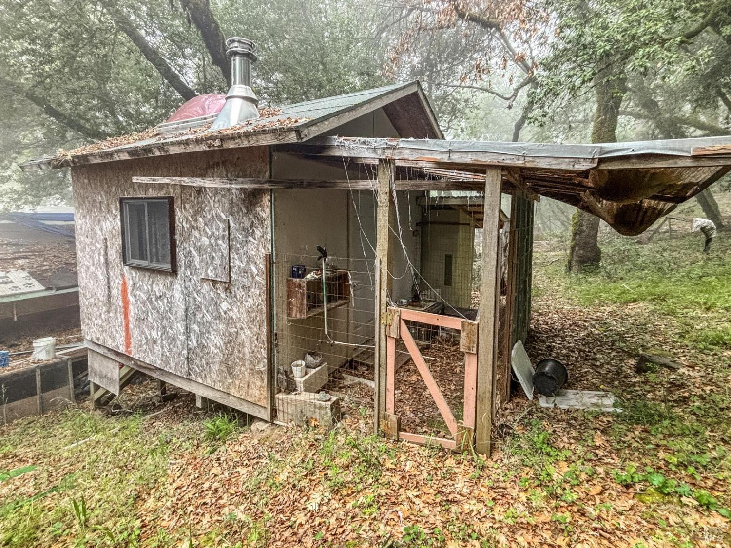 38401 Upper Road Willits CA 95490