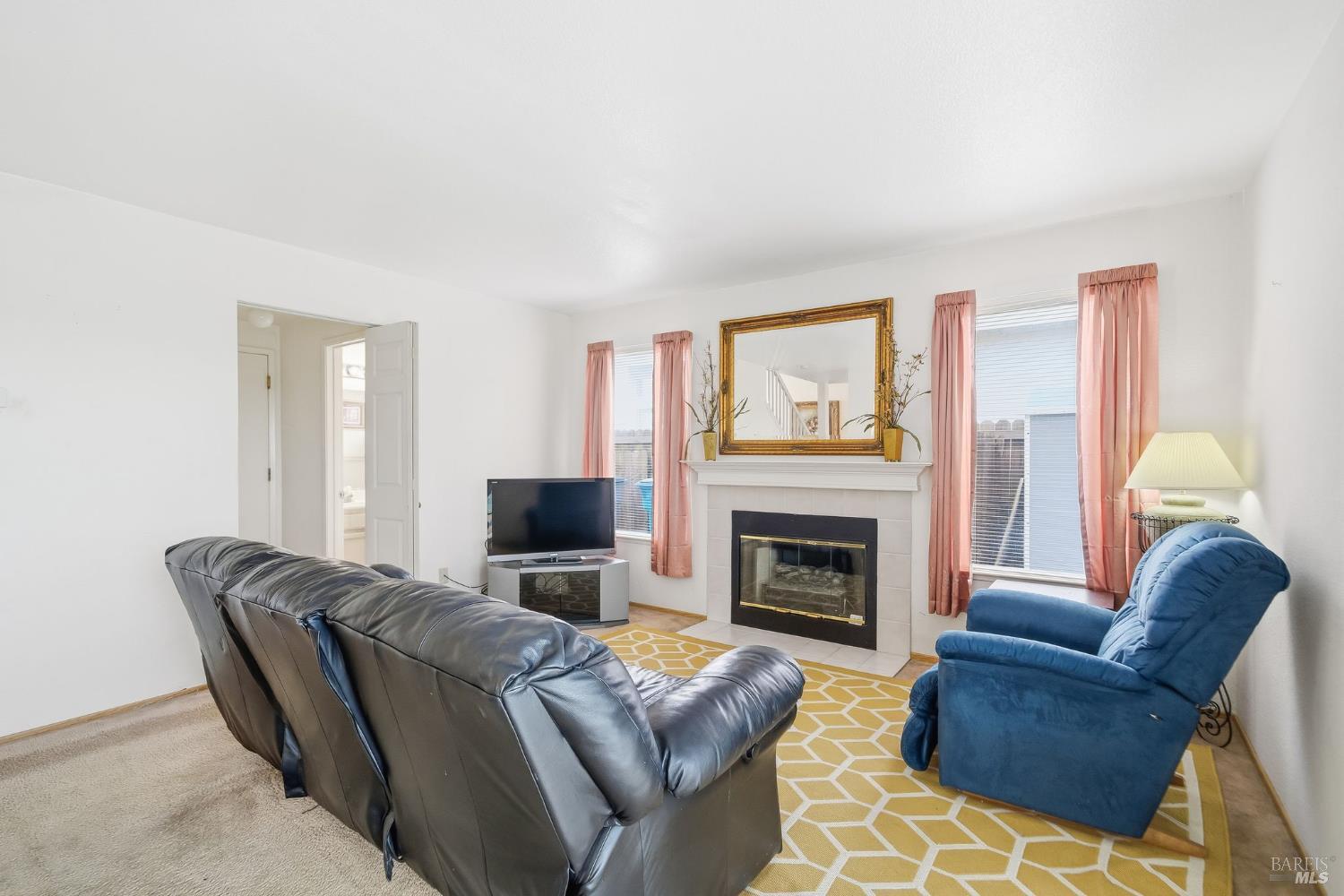 556 Somerville Circle Vacaville CA 95687
