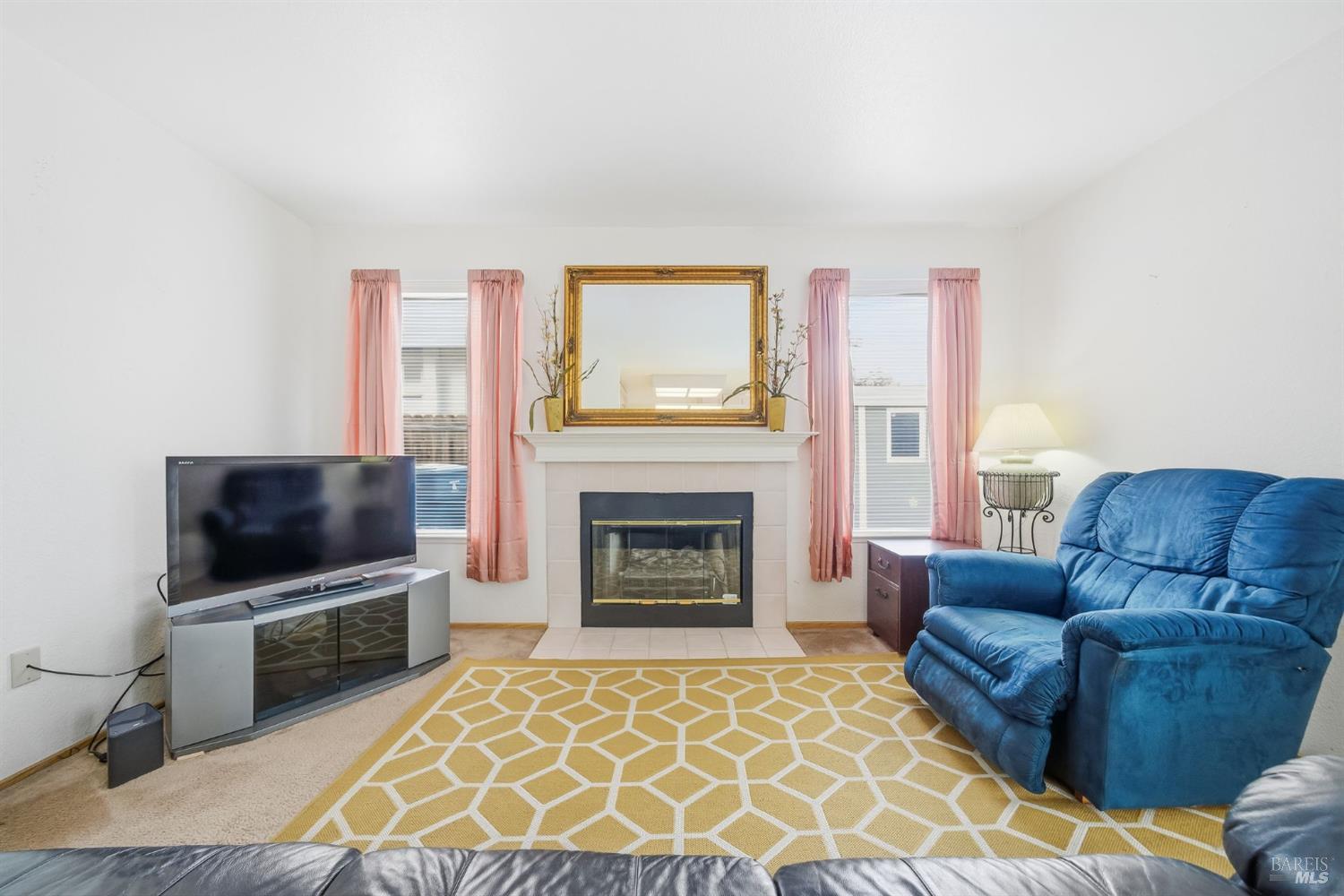 556 Somerville Circle Vacaville CA 95687