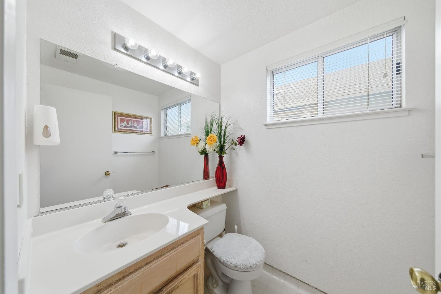 556 Somerville Circle Vacaville CA 95687