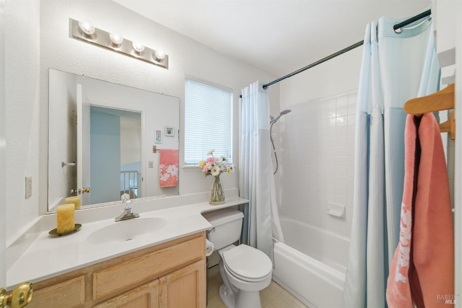 556 Somerville Circle Vacaville CA 95687