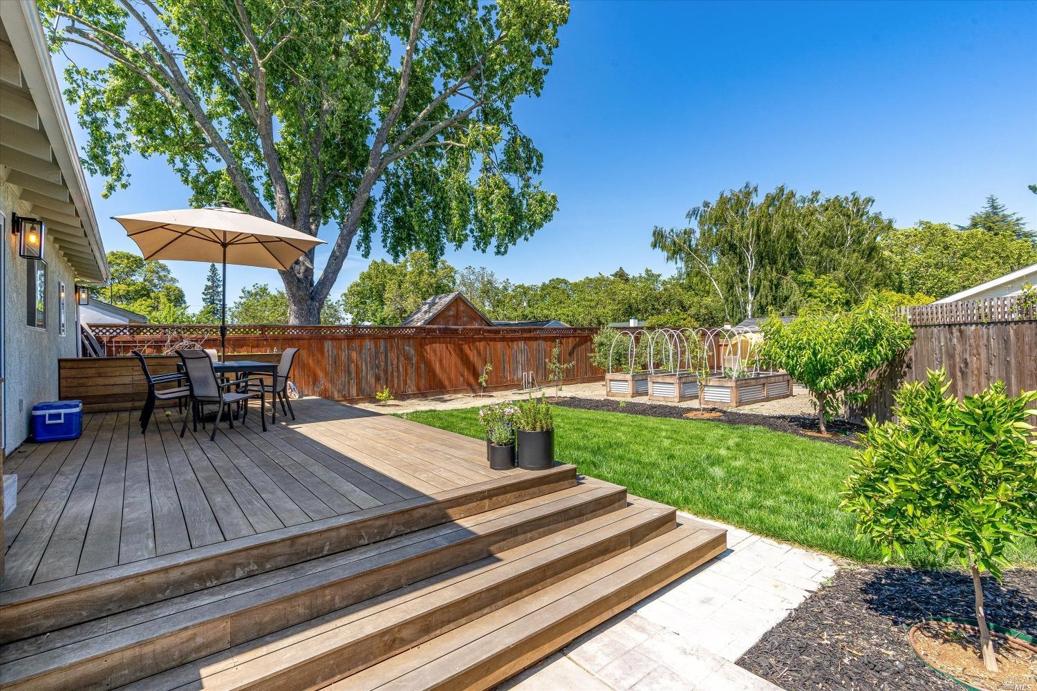 230 S Hartson Street Napa CA 94559