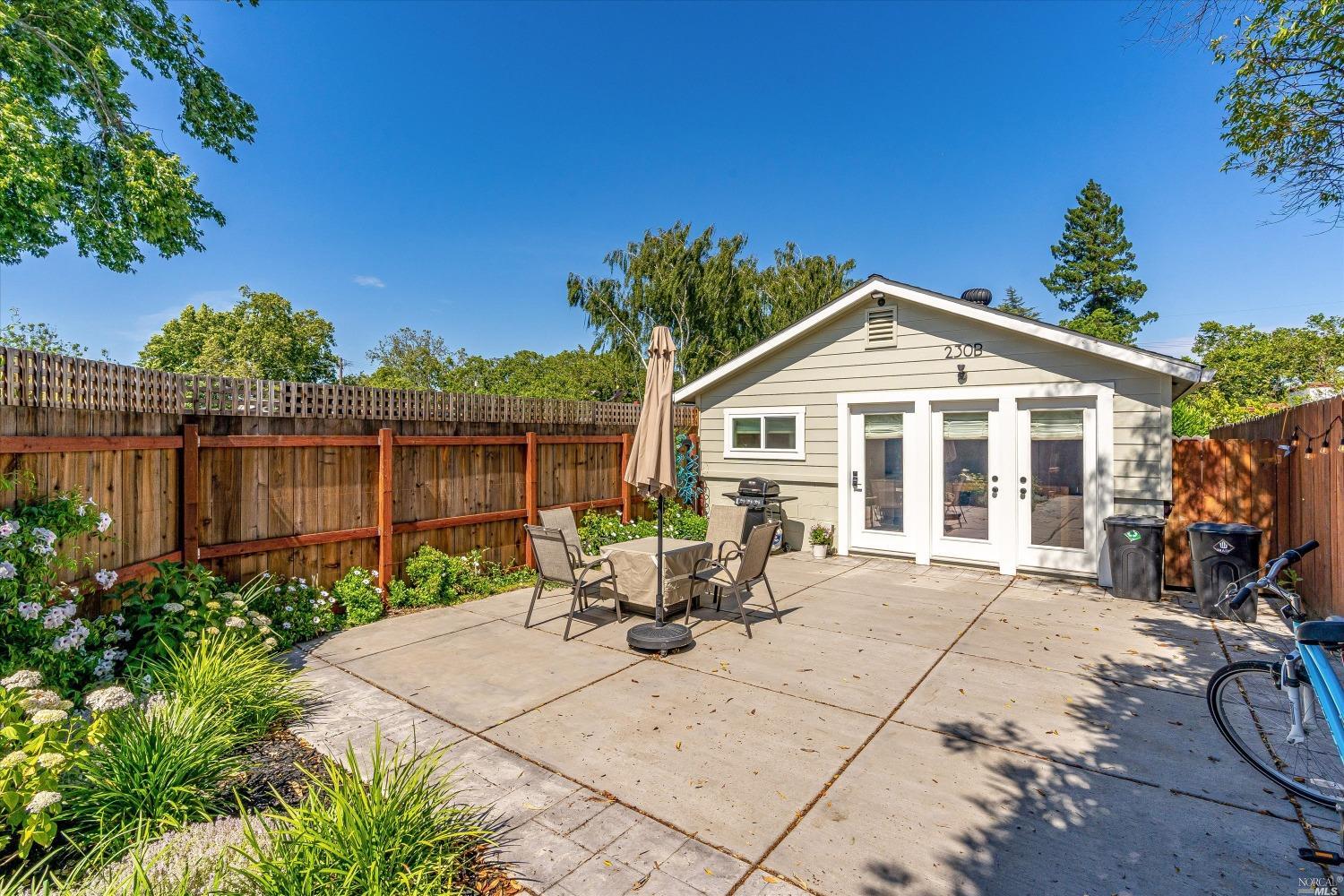 230 S Hartson Street Napa CA 94559