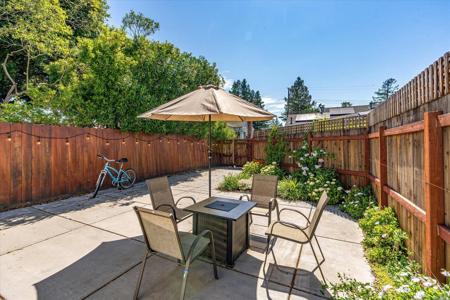 230 S Hartson Street Napa CA 94559