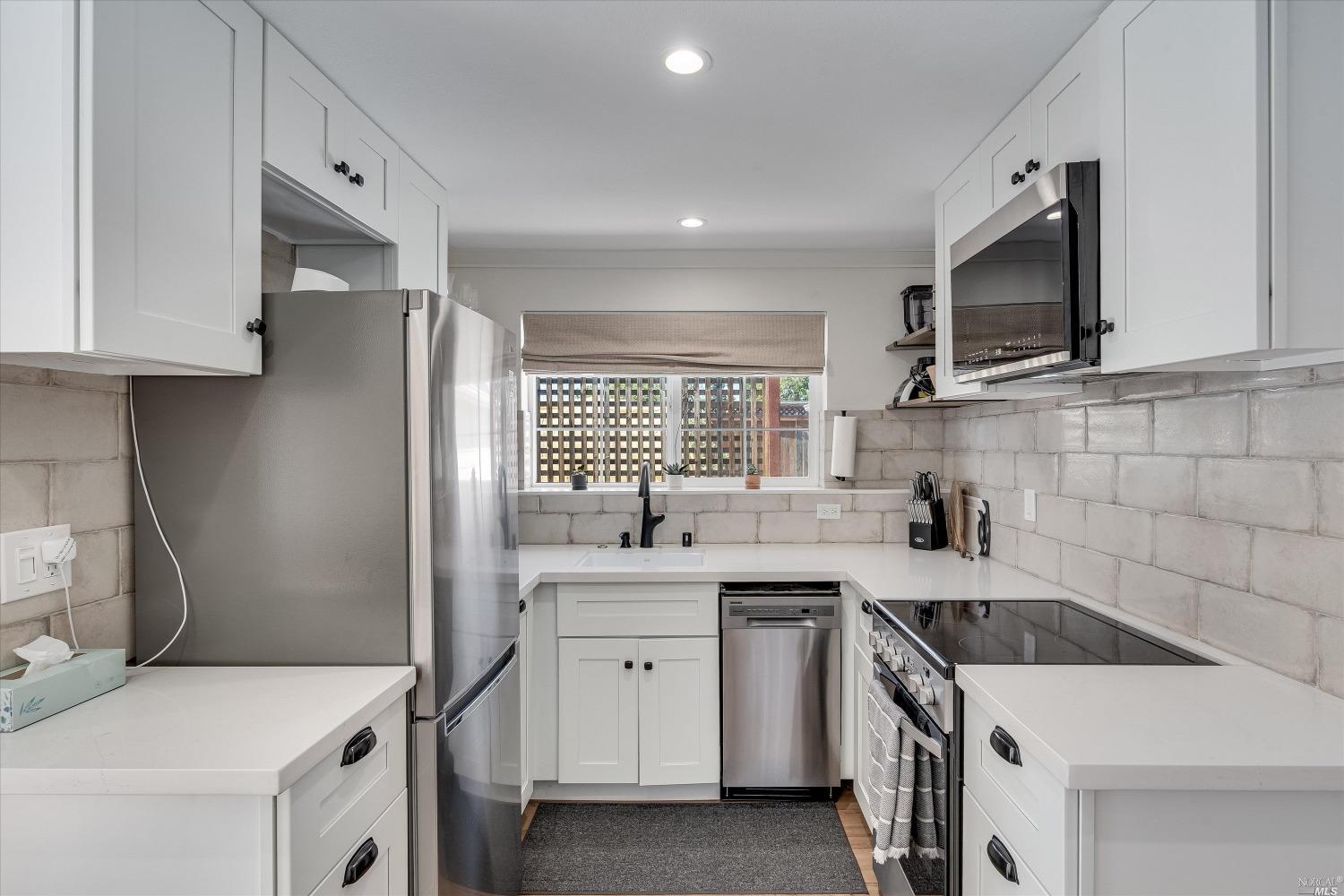 230 S Hartson Street Napa CA 94559