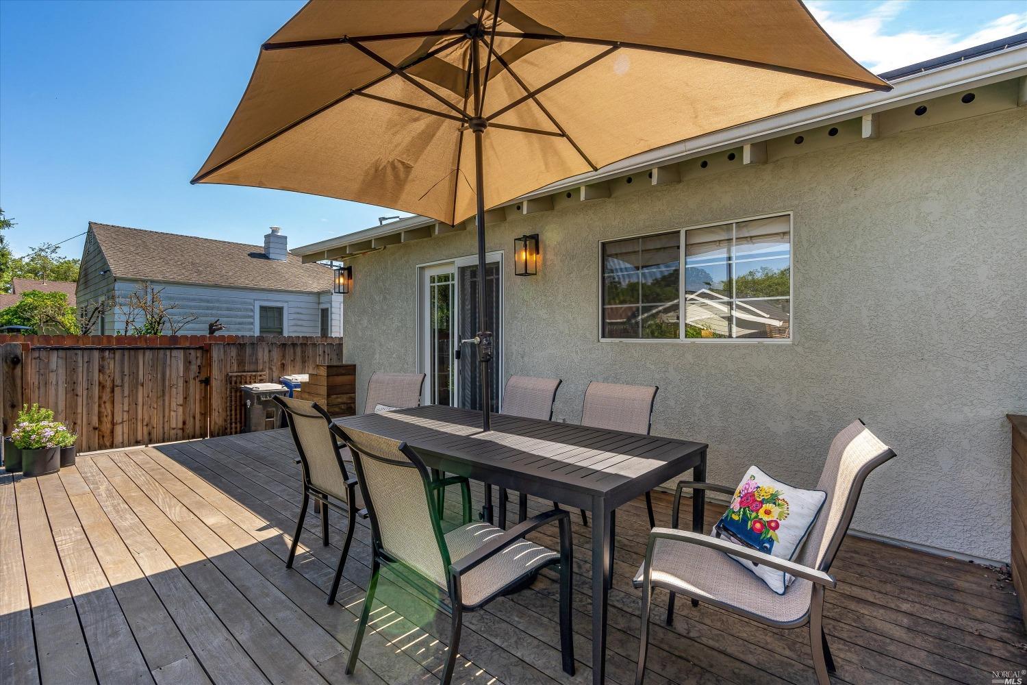 230 S Hartson Street Napa CA 94559