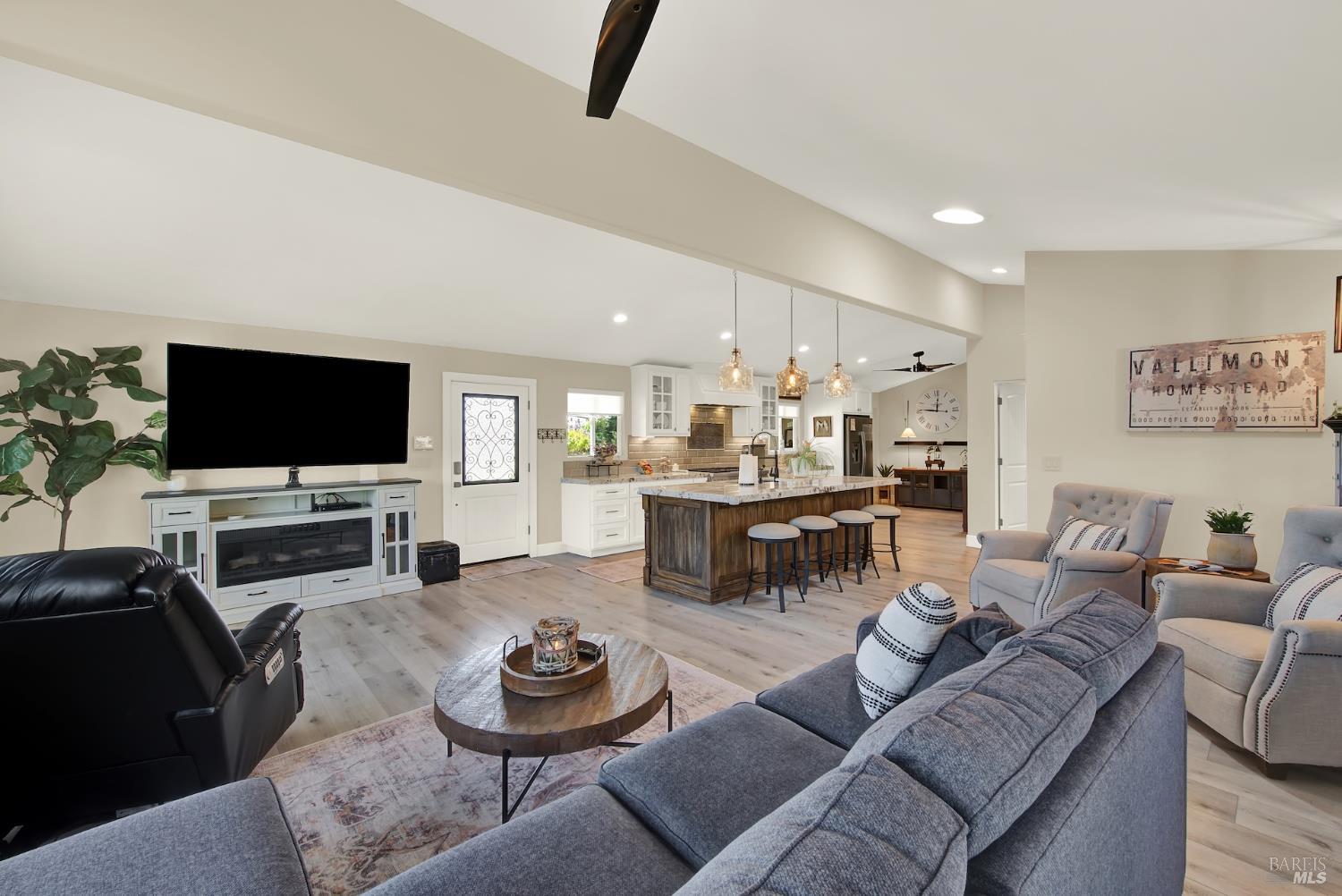 7517 English Hills Road Vacaville CA 95688