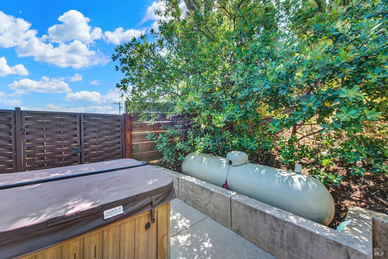 7517 English Hills Road Vacaville CA 95688