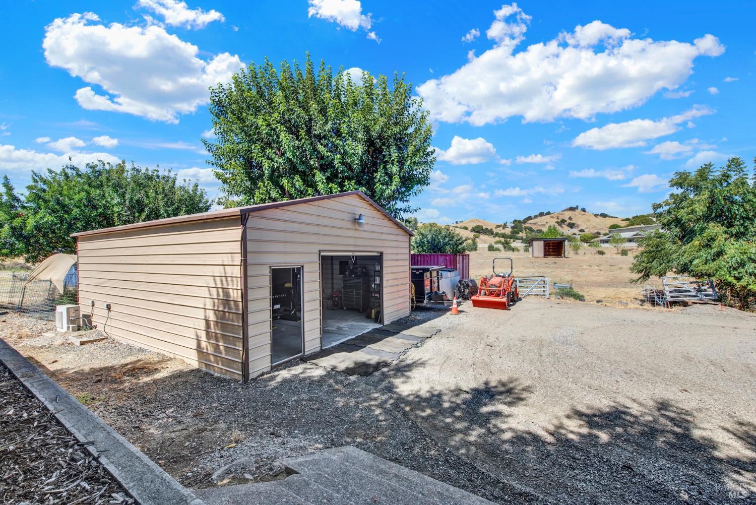 7517 English Hills Road Vacaville CA 95688