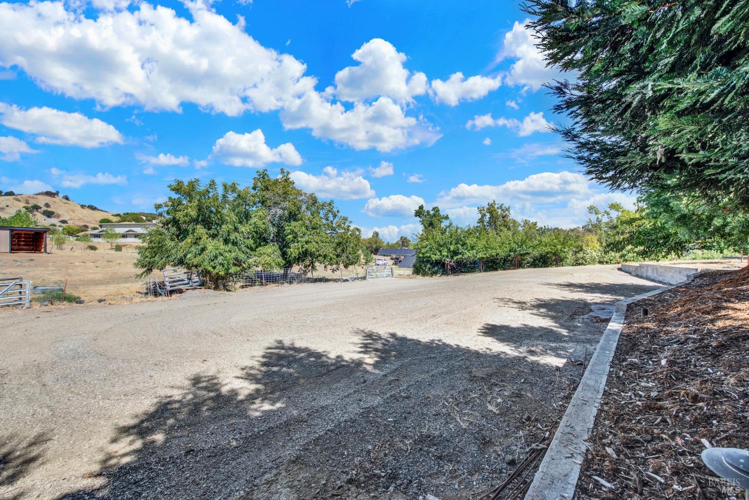 7517 English Hills Road Vacaville CA 95688