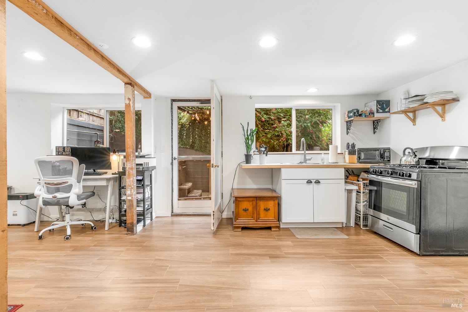 9412-9501 Westside Road Forestville CA 95436