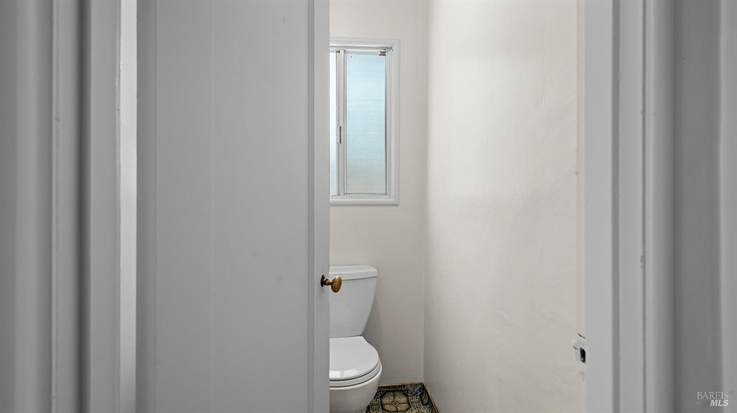 873 Blossom Way Hayward CA 94541