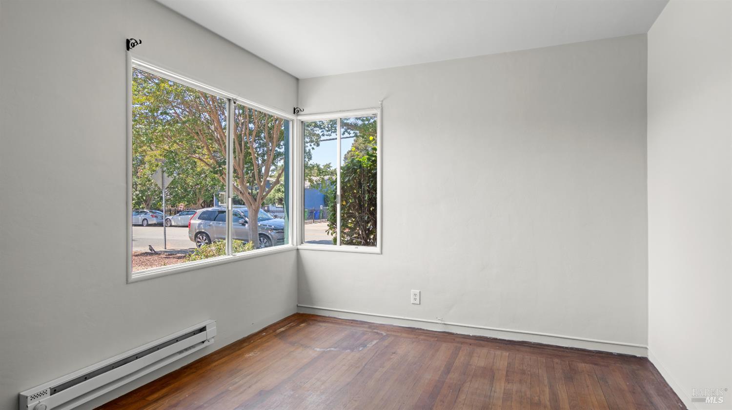 873 Blossom Way Hayward CA 94541