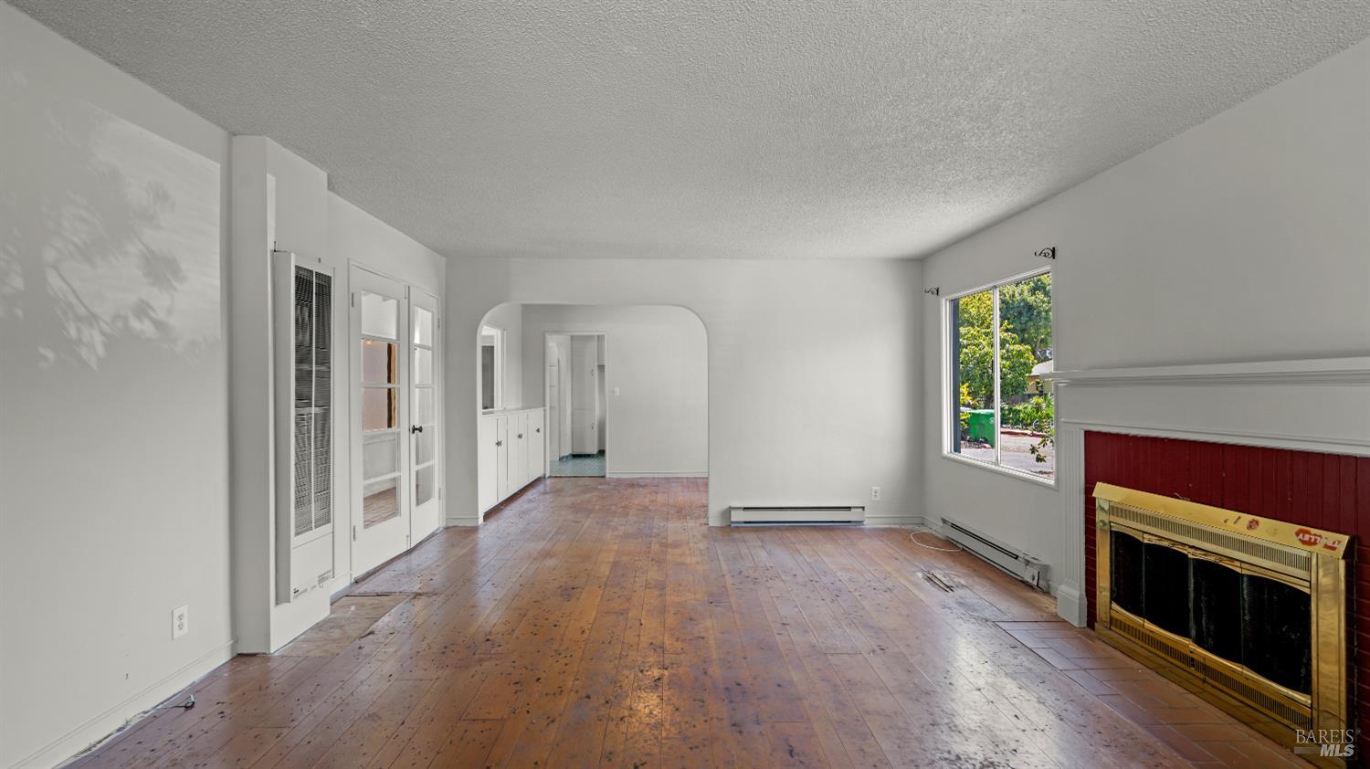 873 Blossom Way Hayward CA 94541