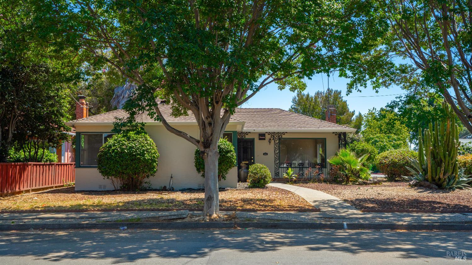 873 Blossom Way Hayward CA 94541