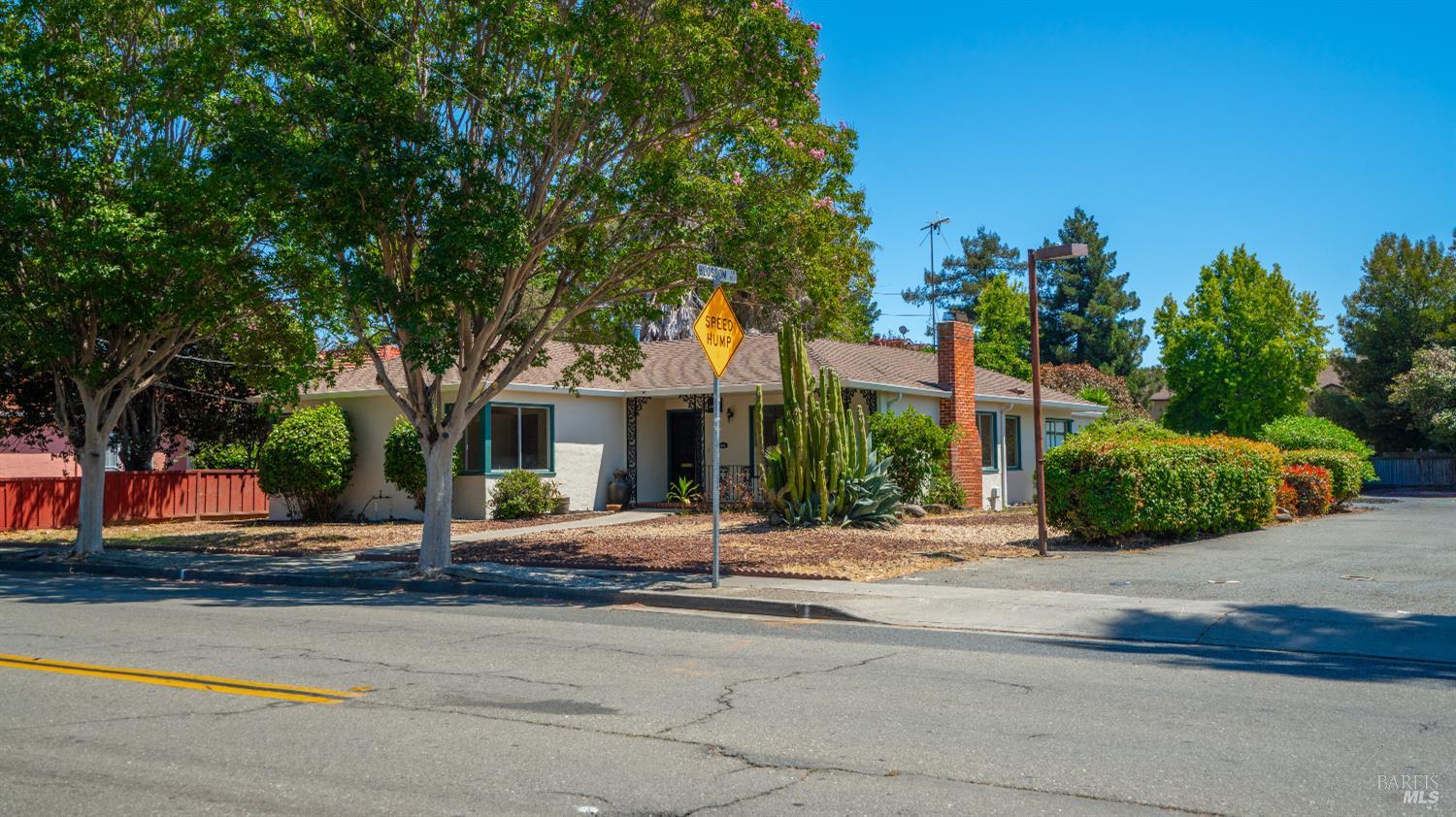 873 Blossom Way Hayward CA 94541