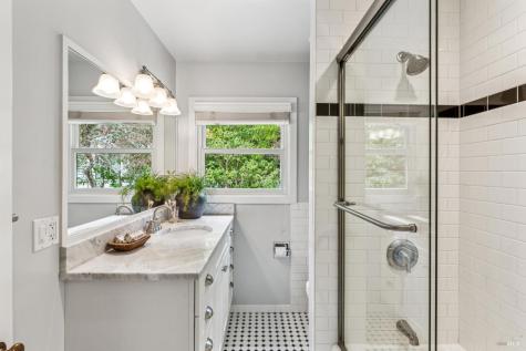 24 Piedmont Road Larkspur CA 94939
