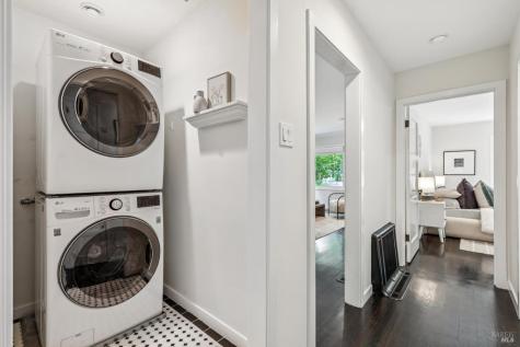 24 Piedmont Road Larkspur CA 94939