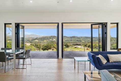 8353-8349 W Dry Creek Road Healdsburg CA 95448