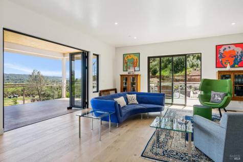 8353-8349 W Dry Creek Road Healdsburg CA 95448