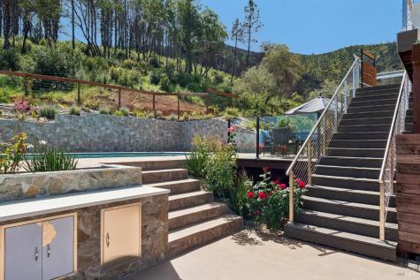 8353-8349 W Dry Creek Road Healdsburg CA 95448