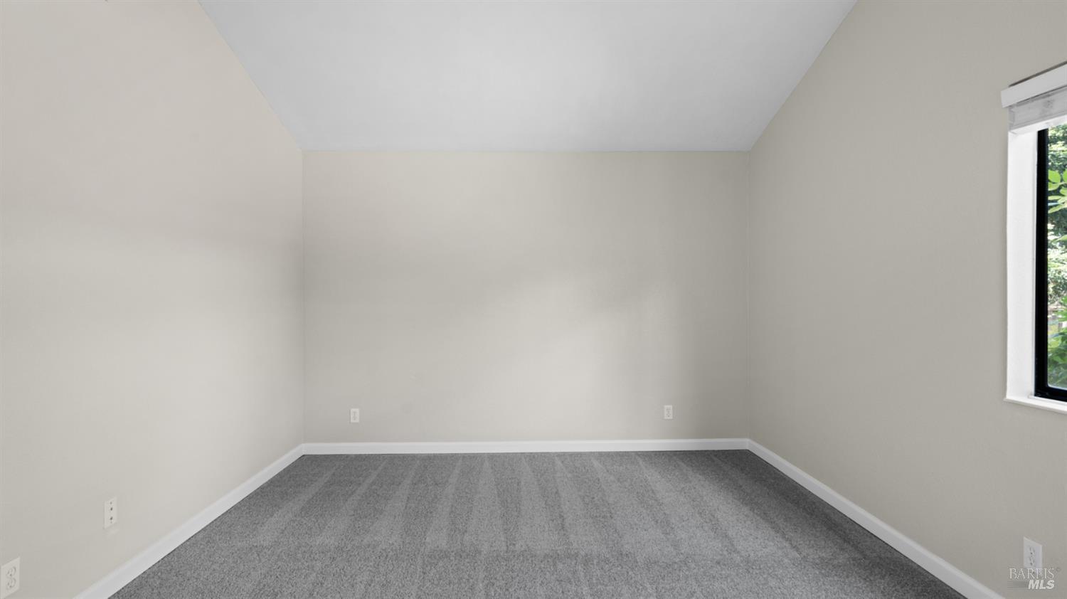 489 Pollard Way Windsor CA 95492