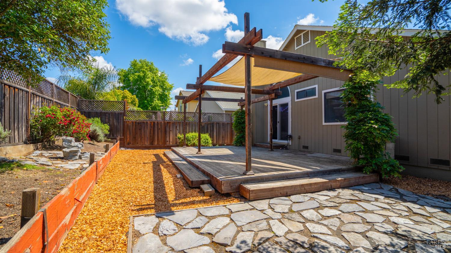 489 Pollard Way Windsor CA 95492