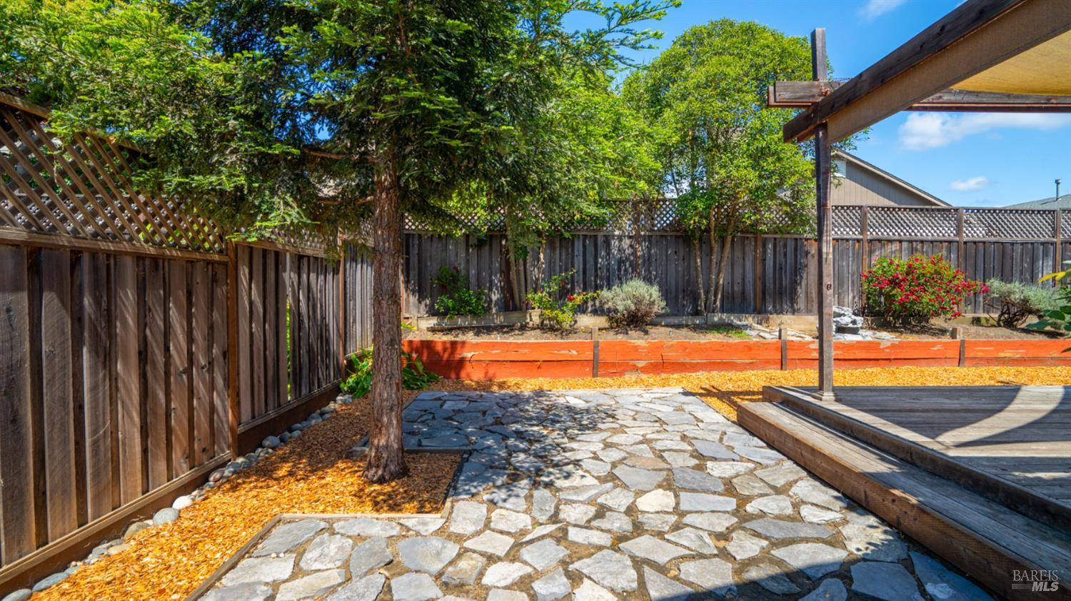 489 Pollard Way Windsor CA 95492
